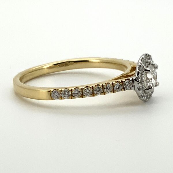 18ct 2 Colour Diamond Cluster Ring 0.55ct - Image 4
