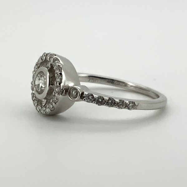 18ct White Gold Diamond Open Cluster Ring 0.39ct - Image 5