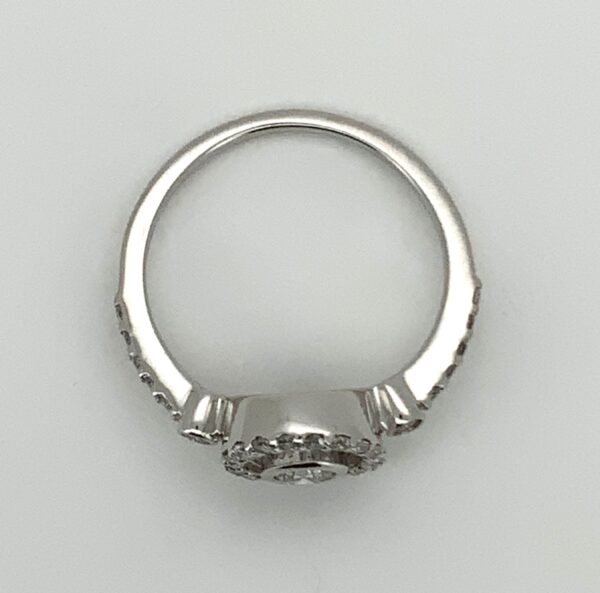 18ct White Gold Diamond Open Cluster Ring 0.39ct - Image 3