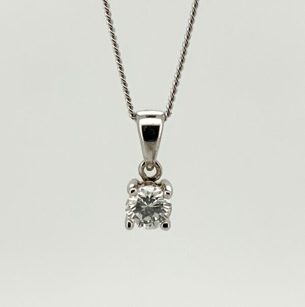 9ct White Gold Diamond Pendant 0.23ct - Image 2