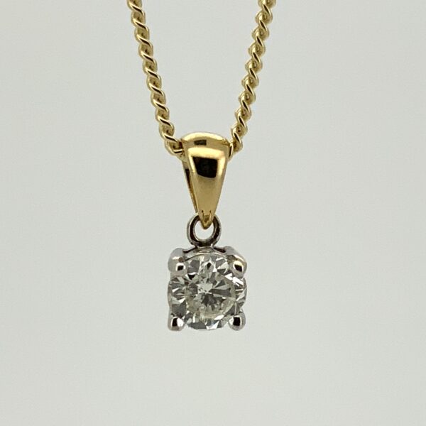 Pre-Loved 9ct Two Colour Gold Diamond Pendant 0.37ct - Image 2