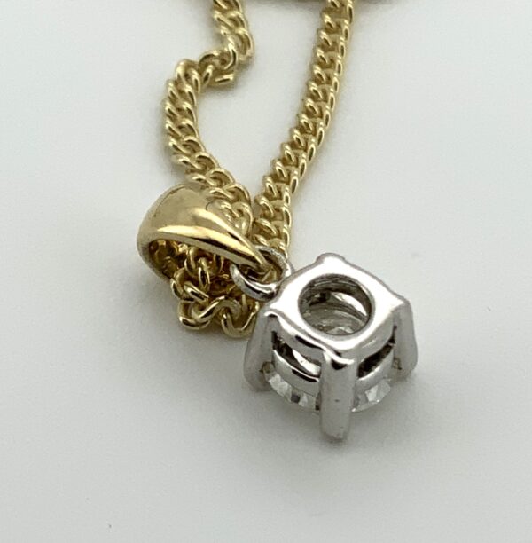 Pre-Loved 9ct Two Colour Gold Diamond Pendant 0.37ct - Image 5