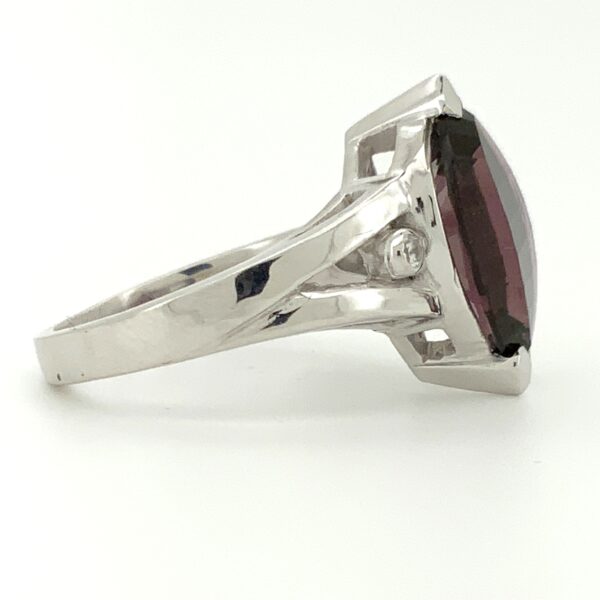 9ct White Gold Amethyst & Diamond Ring - Image 4