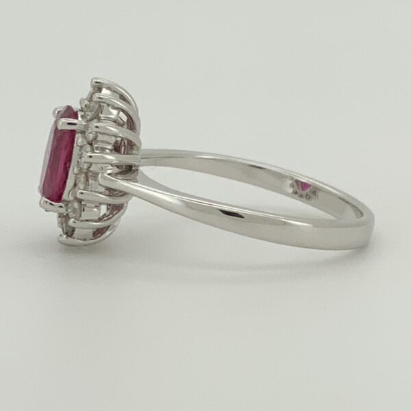 9ct White Gold Pink Tourmaline & Diamond Ring Cluster Ring - Image 4