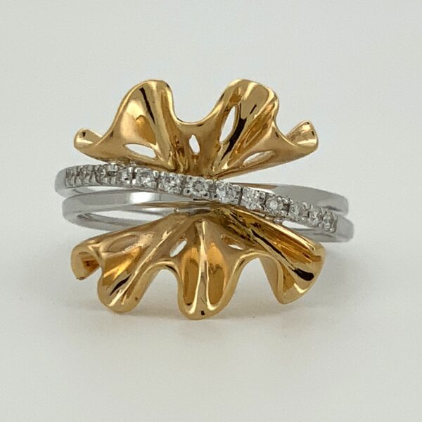 18ct 2 Colour Diamond Dress Ring 0.10ct - Image 2
