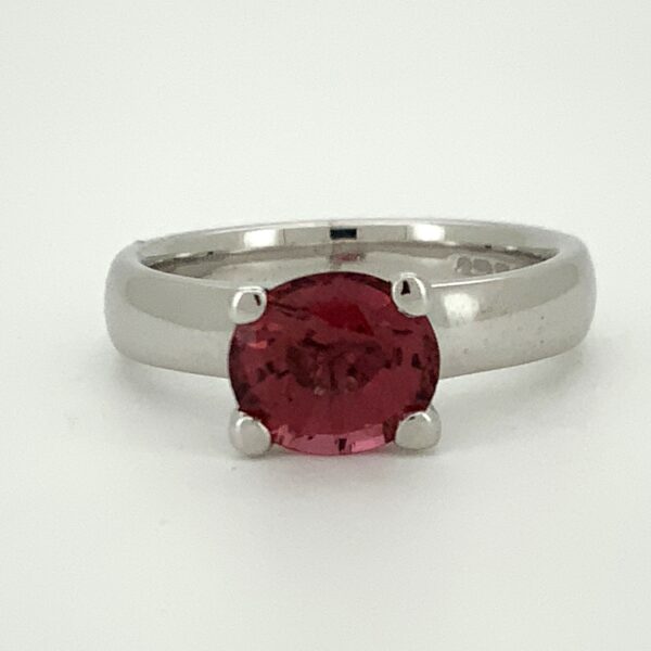 Pre Owned 18ct White Gold Pink Stone Ring - Image 5