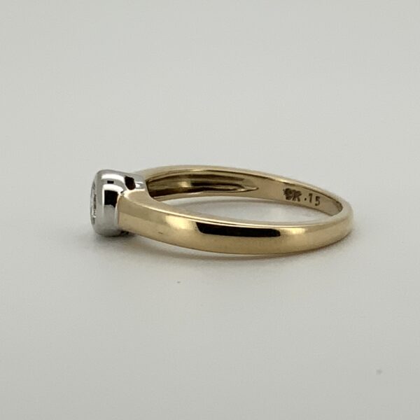 Pre Owned 9ct Two Colour Gold Rub Over Diamond Ring 0.15ct - Image 4