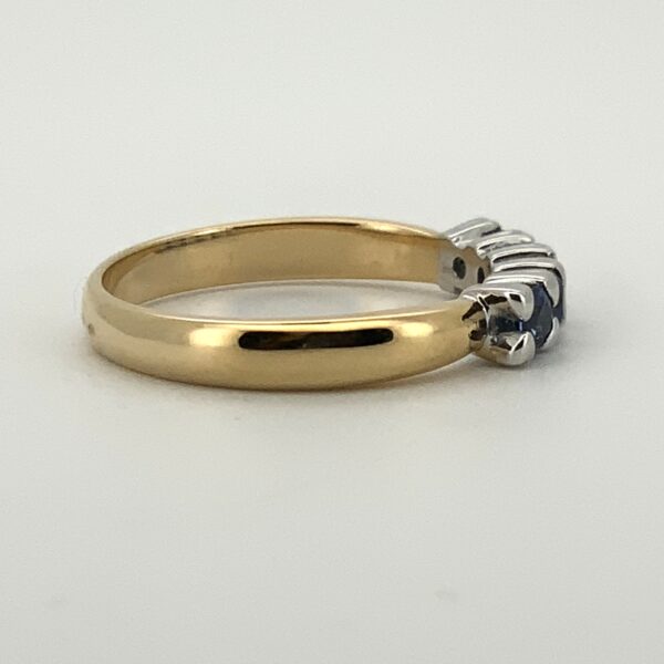 Pre Owned 18ct 2 Colour 5 Sapphire Ring - Image 4