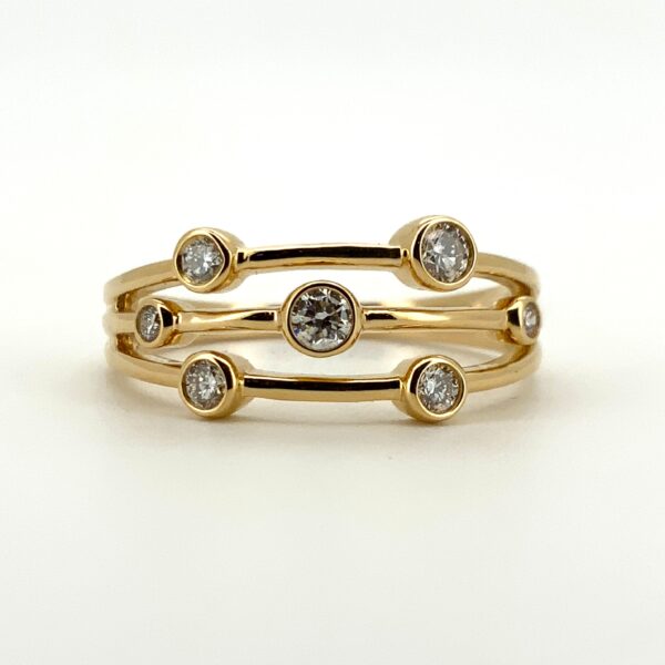18ct Yellow Gold Diamond Rub Over Scatter Ring 0.27ct - Image 3