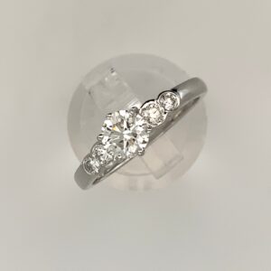 18ct White Gold 5 Diamond Ring 0.96ct